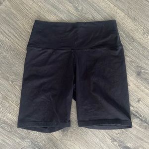 Aerie Chill Play Move bike shorts size large